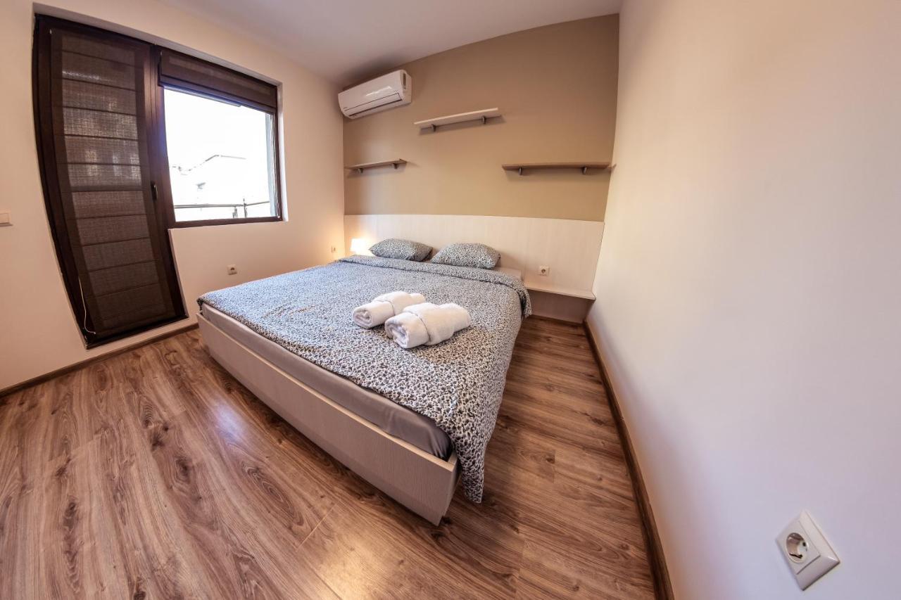 Bright 1Bdr Apartment With A Balcony Sofia Esterno foto