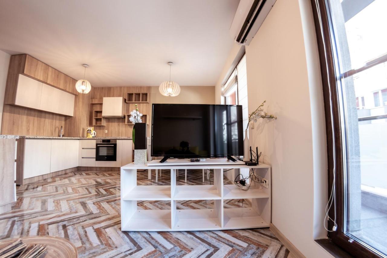 Bright 1Bdr Apartment With A Balcony Sofia Esterno foto