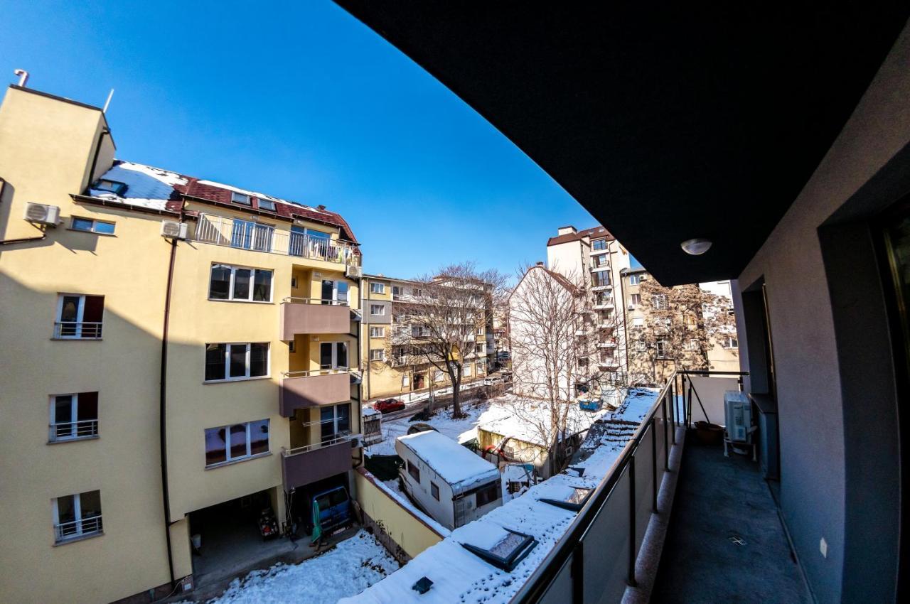 Bright 1Bdr Apartment With A Balcony Sofia Esterno foto